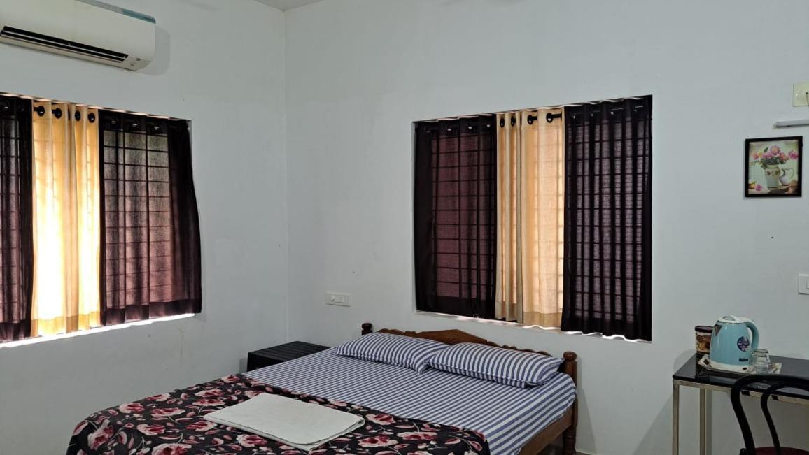 Pearl Inn Kottakkal Extérieur photo